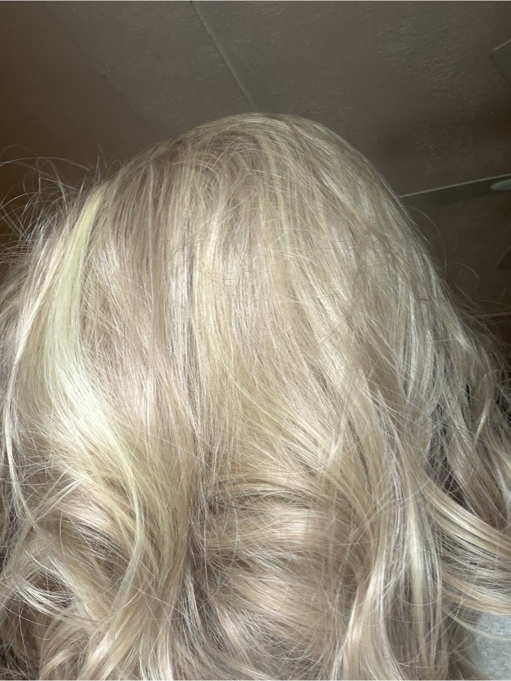 Roxanna Wavy Women's Wig - Blonde Diggity.   Chelsey Smith Crowns ROXANNA - Picture 5 of 11